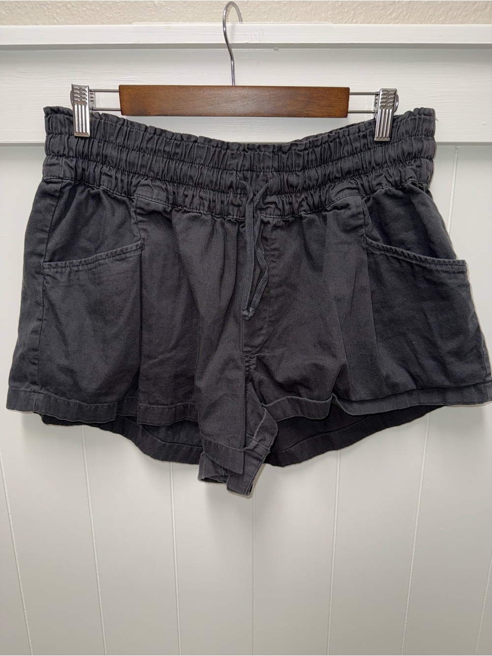 Aerie Charcoal Paperbag Waist Utility Shorts Large Drawstring Relaxed